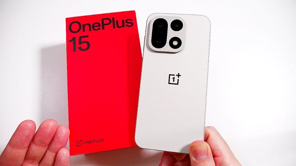 OnePlus 15 — view 6