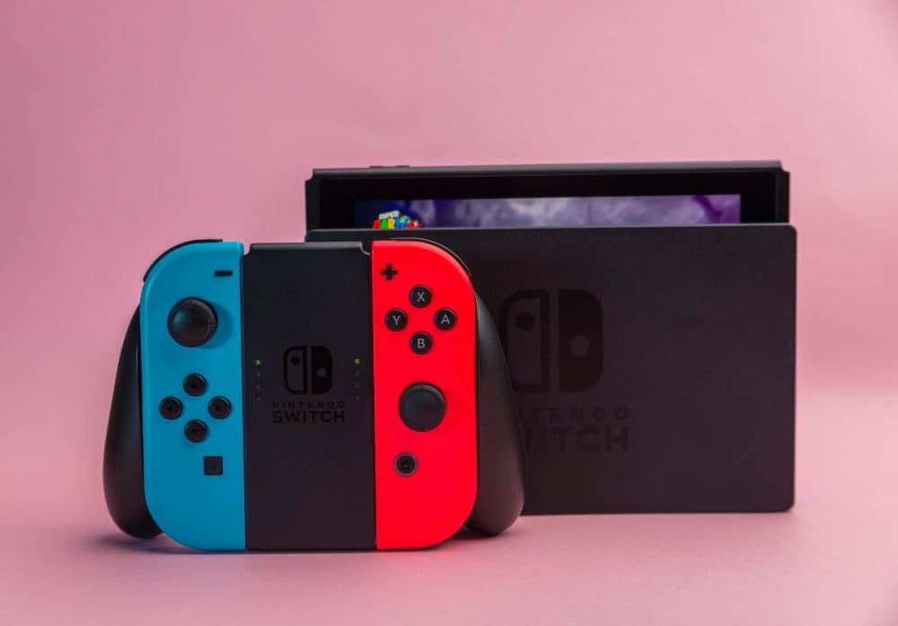 Nintendo Switch — view 1
