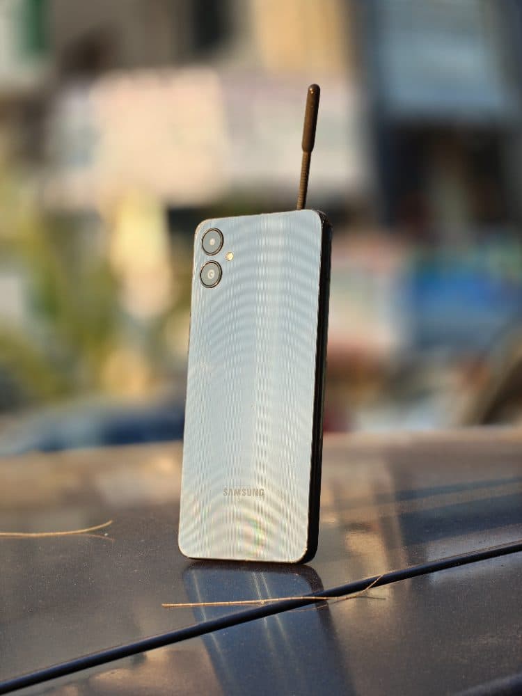 Samsung Galaxy A05 — view 4