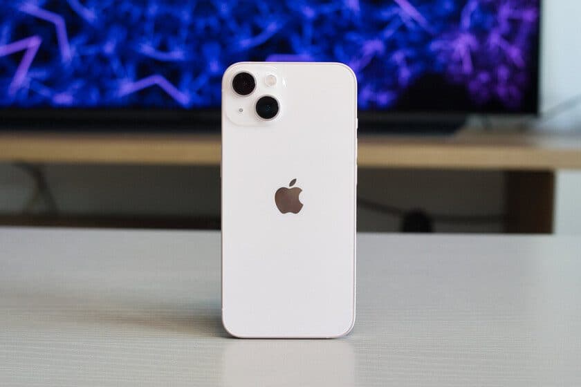 iPhone 13 Mini — view 4