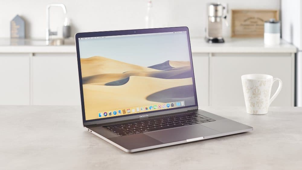 MacBook Pro 2019 — view 2