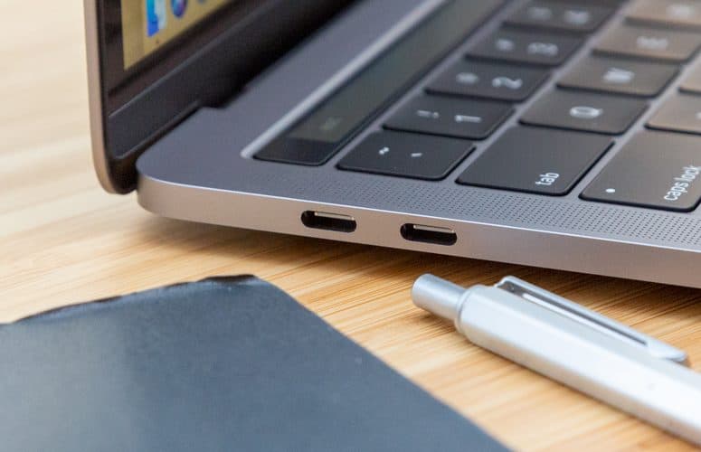 MacBook Pro 2019 — view 3