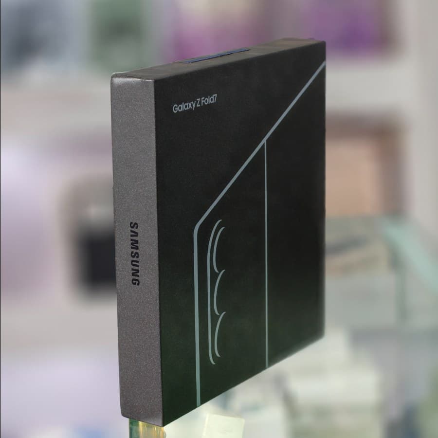 Samsung Galaxy Z Fold 7 — view 4