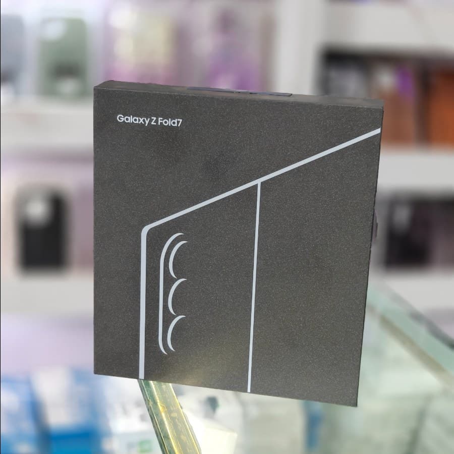 Samsung Galaxy Z Fold 7 — view 5