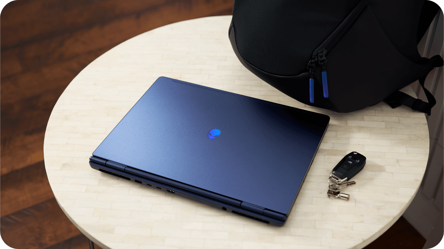 Alienware 16 Aurora Gaming Laptop AC16250 - 40.6 cm WQXGA 120Hz Display, Intel Core 7-240H Processor, 16GB DDR5 RAM, 1TB SSD, NVIDIA GeForce RTX 5050 8GB Graphics — view 1