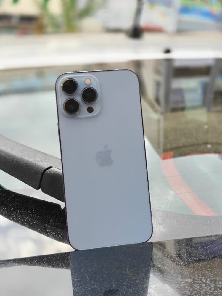 iPhone 13 Pro Max — view 7