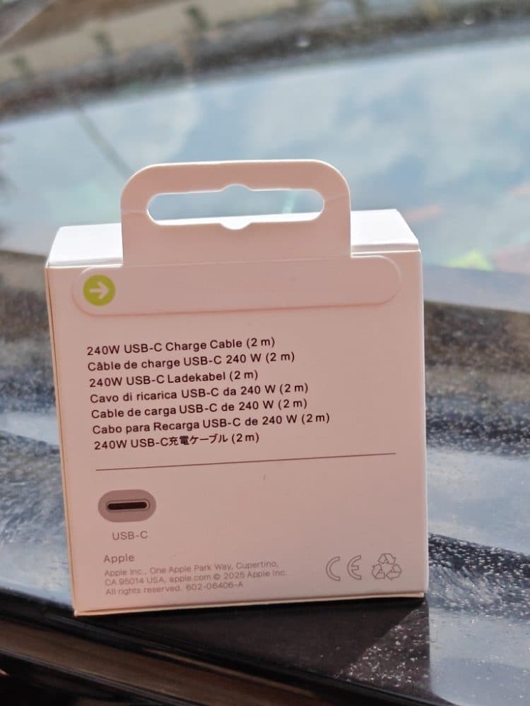 USB-C 240W Charge Cable (2 m) — view 2