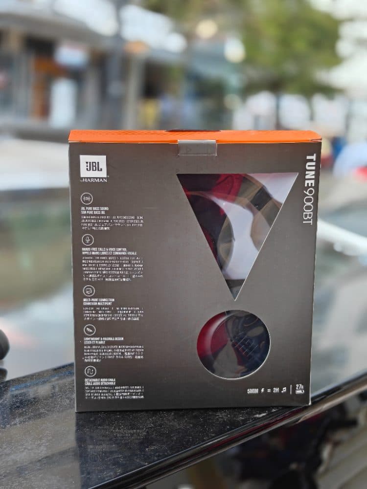 TUNE 900BT — view 2