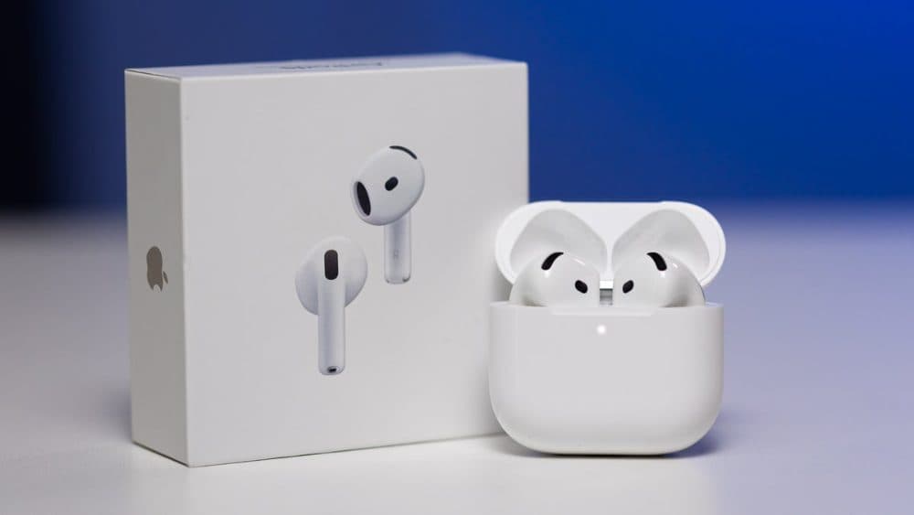 AirPods 4 — view 4