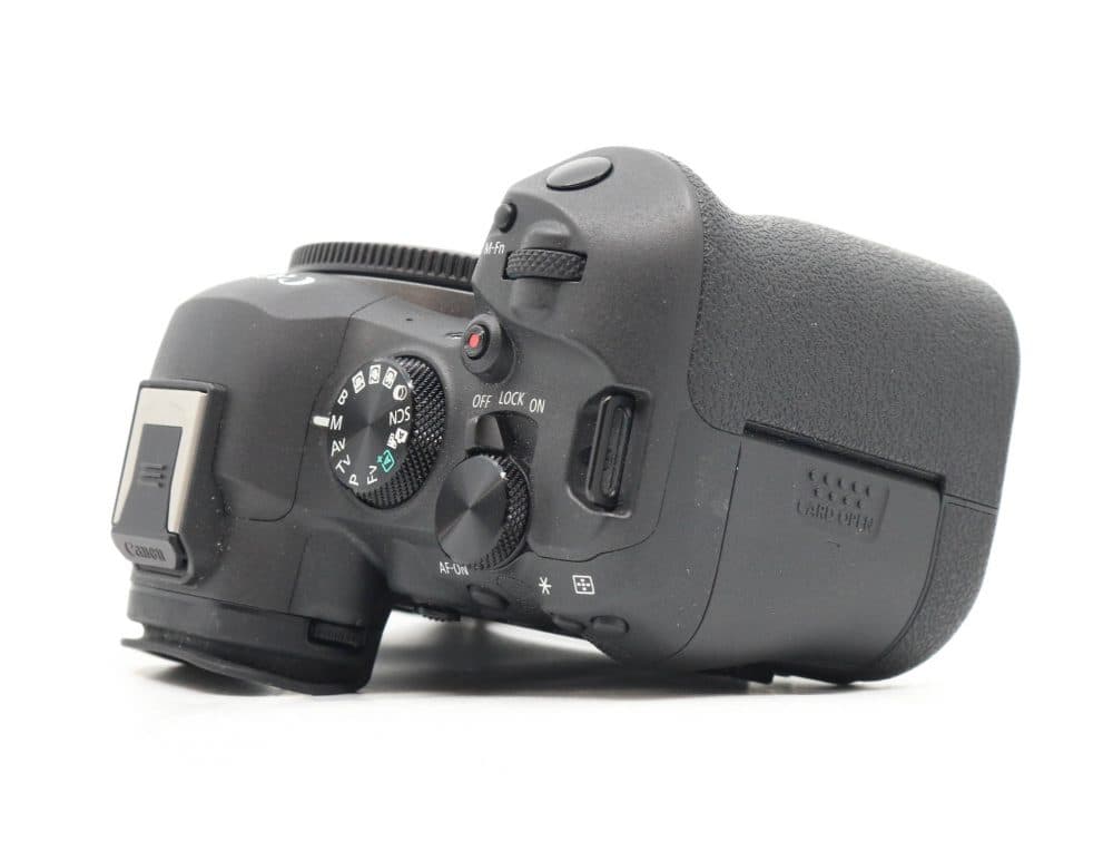 Canon EOS R6 Mark II — view 3