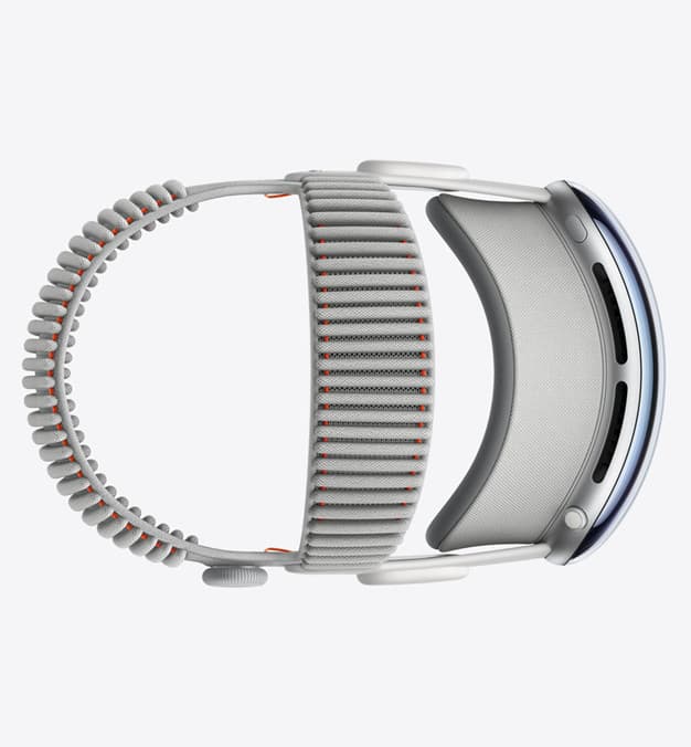 Apple Vision Pro — view 2