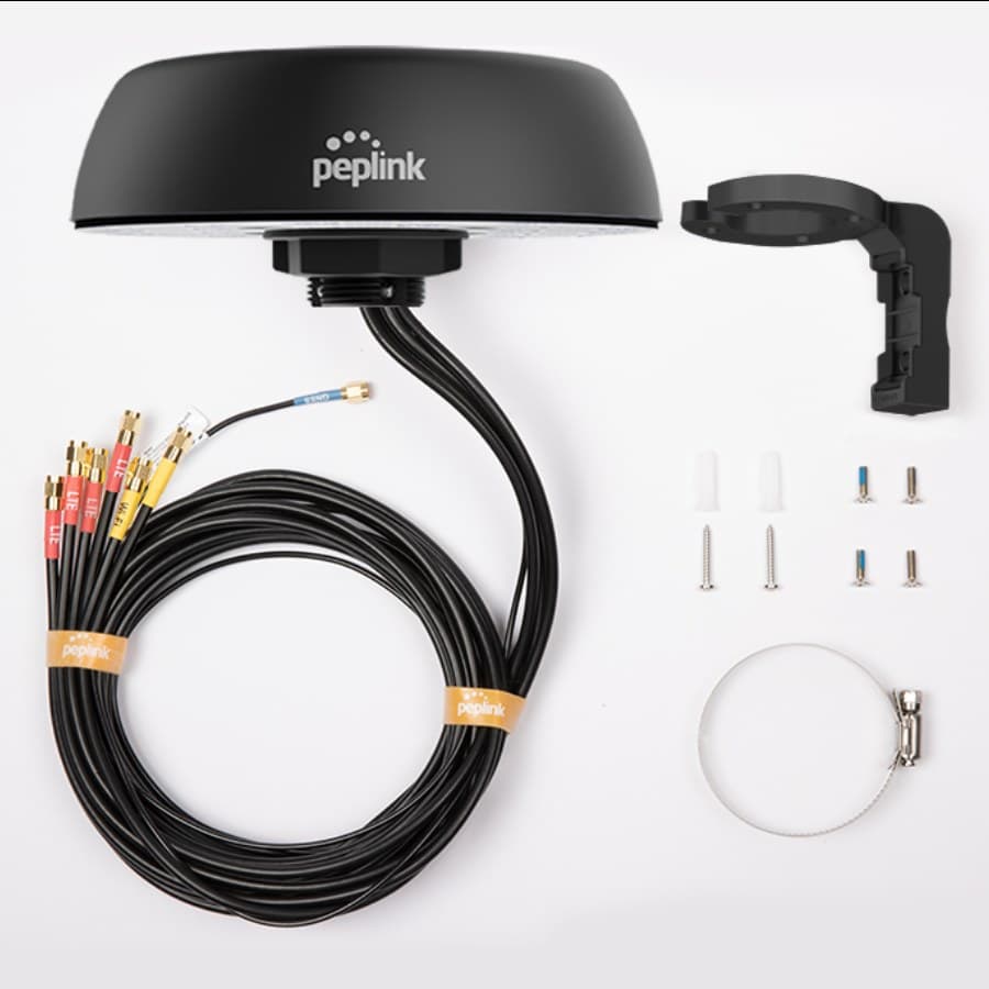 The Peplink Mobility 42G Antenna — view 1