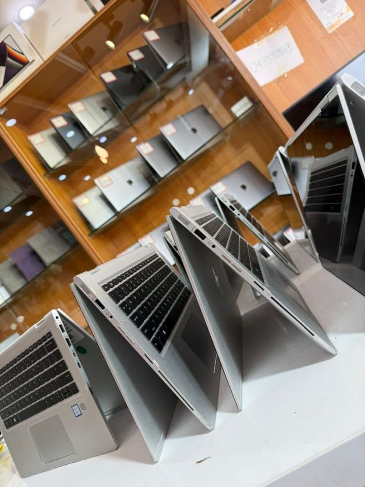 HP ELITEBOOK 1030 G2 — view 3