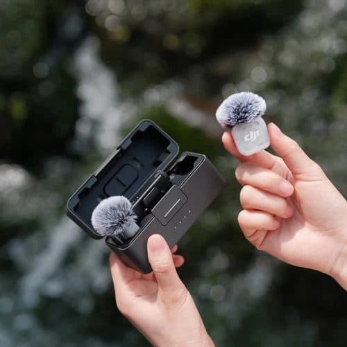 DJI Mic Mini 2S (2 TX + 1 RX + Charging Case) — view 2