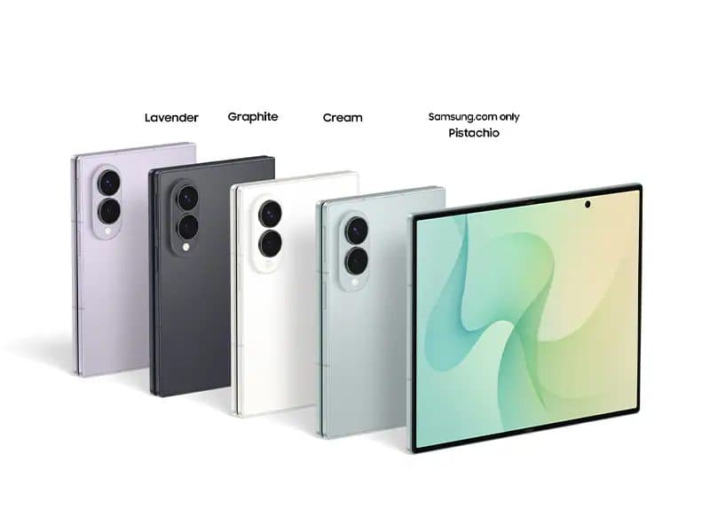 Galaxy Z Fold 8 — view 4